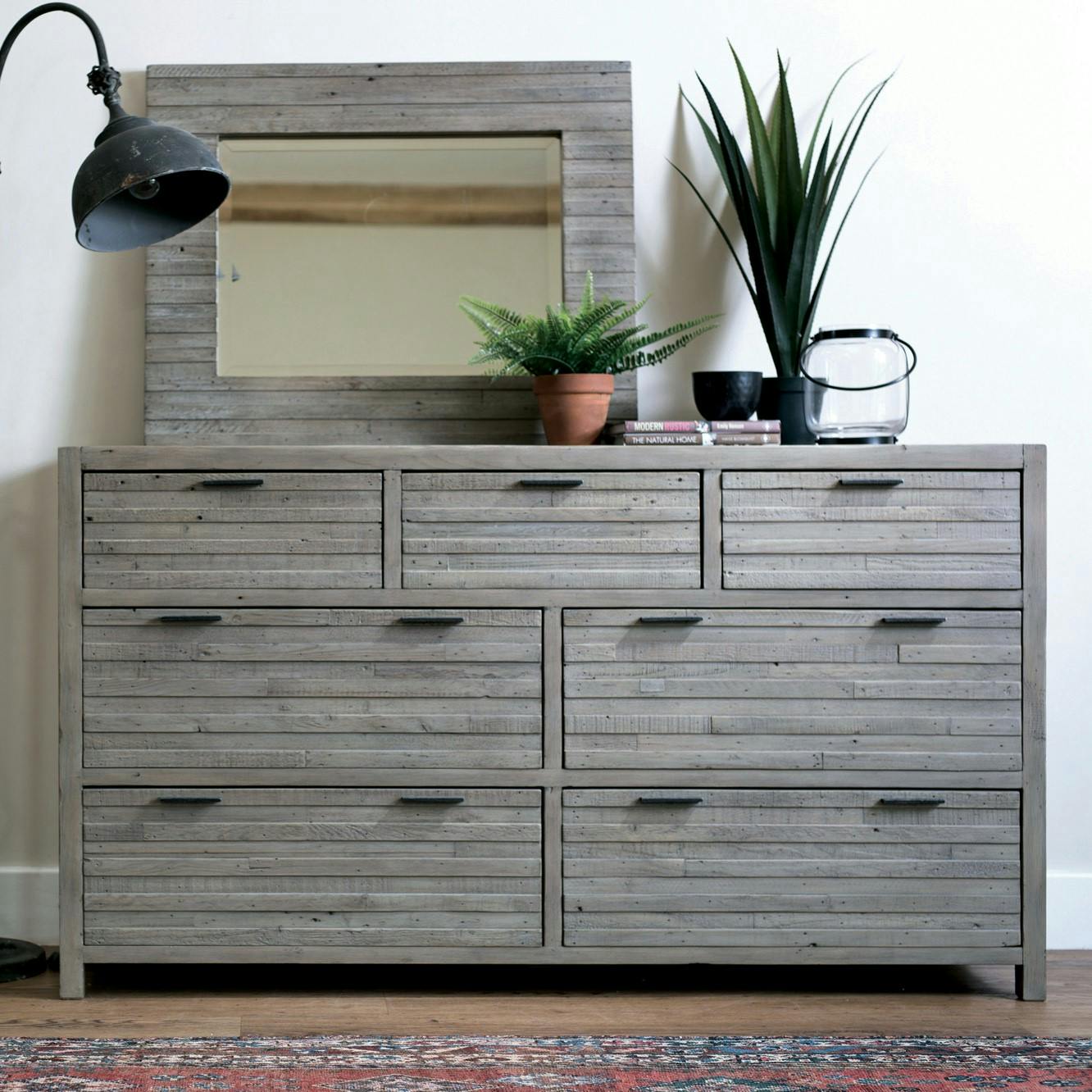 Commode bois recyclé grisé 7 tiroirs SIENNE