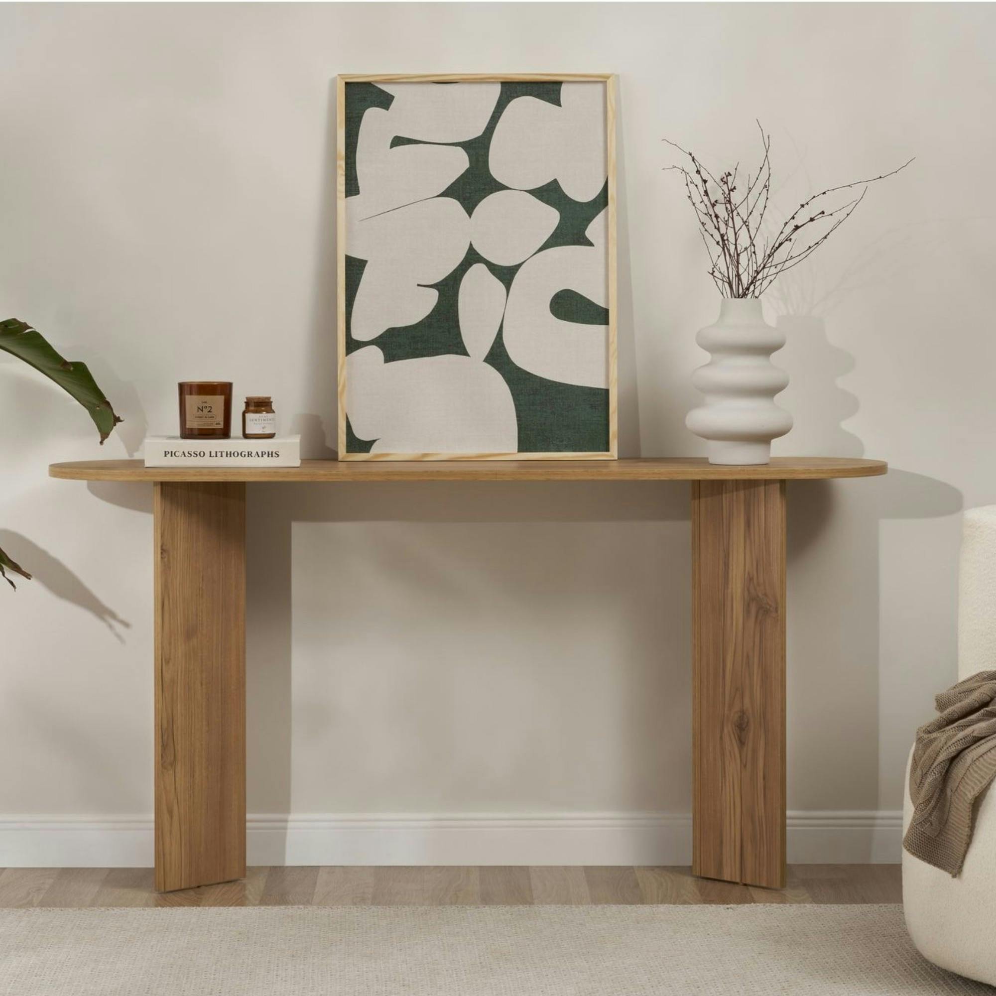 Console de salon ovale effet chêne - pieds en V MARFA