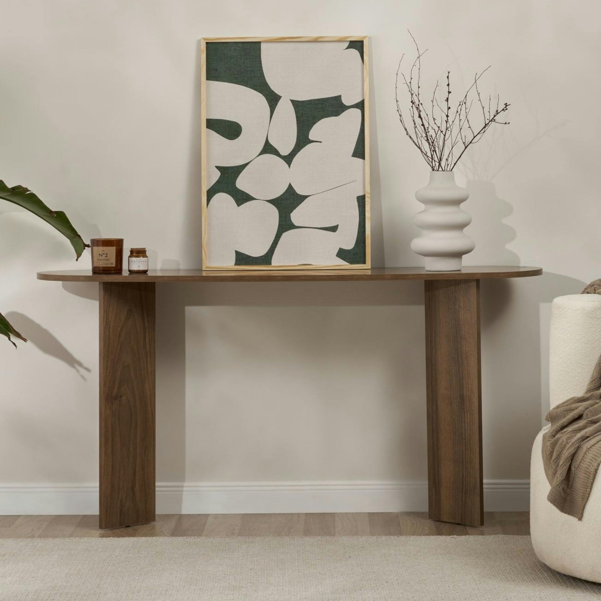 Console de salon ovale effet noyer foncé - pieds en V MARFA