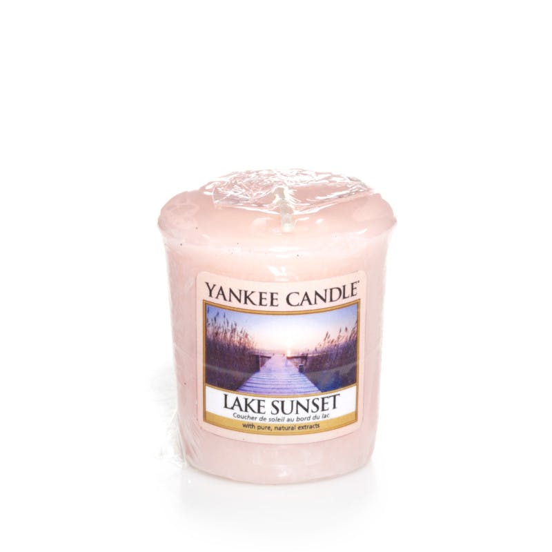 Coucher de Soleil au Bord du Lac bougie parfumée votive YANKEE CANDLE