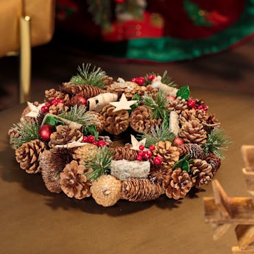 Couronne de Noël avec étoiles