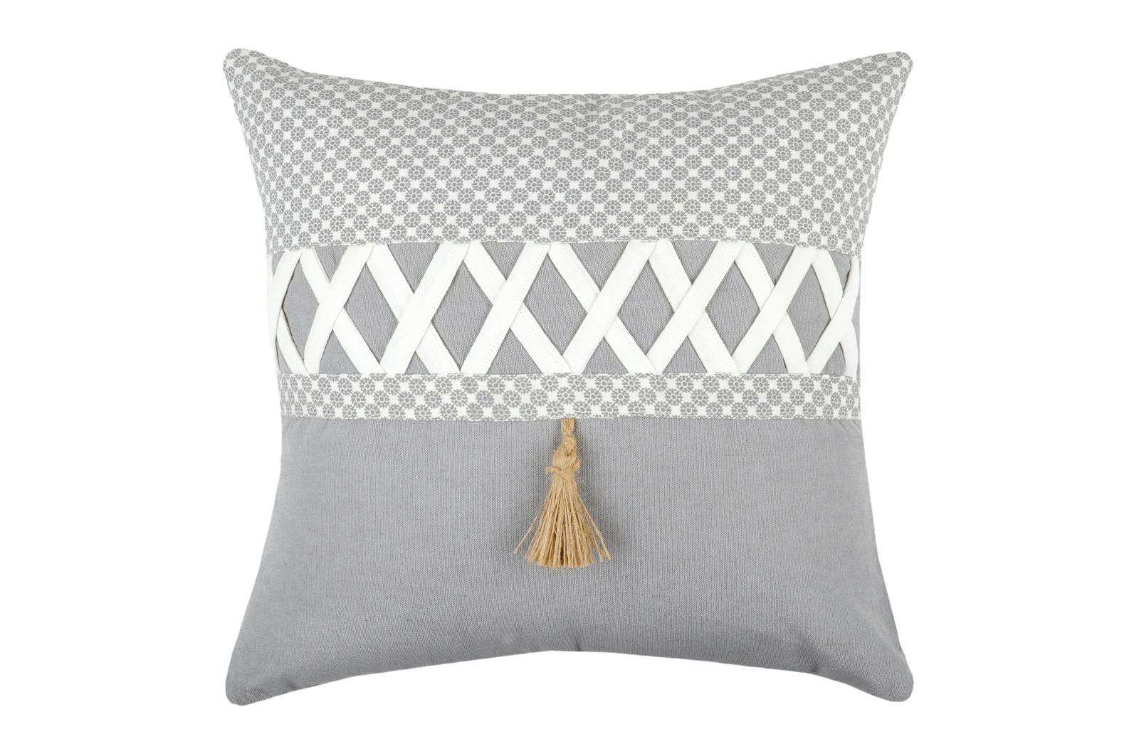Coussin 40x40cm gris et blanc à motifs et bande croisillons blanc NELIA