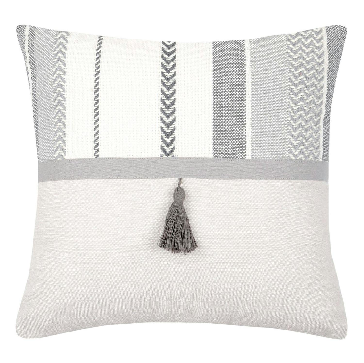 Coussin à bandes grises avec perle et pompon 40 x 40 cm
