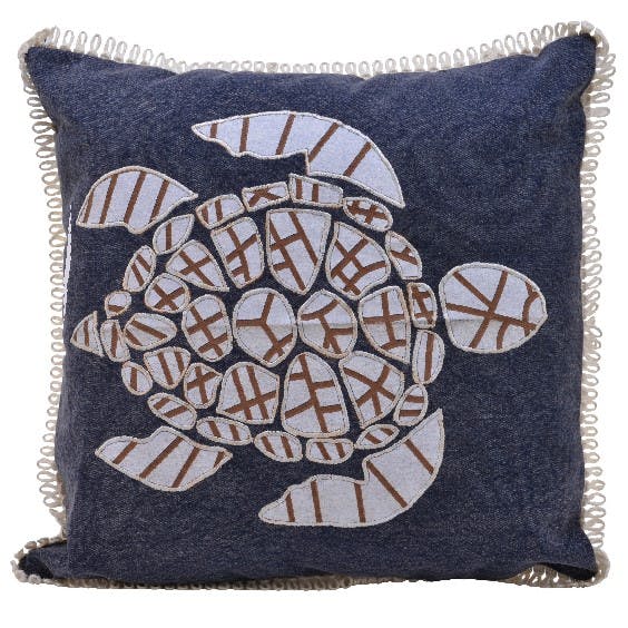 Coussin bleu foncé broderie tortue