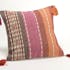 Coussin carré housse 100% coton bayadères colorées avec liserés motifs écheveaux de coton écru et pompons 40x40cm