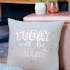 Coussin déco "Today will be fabulous" gris 40 x 40 cm