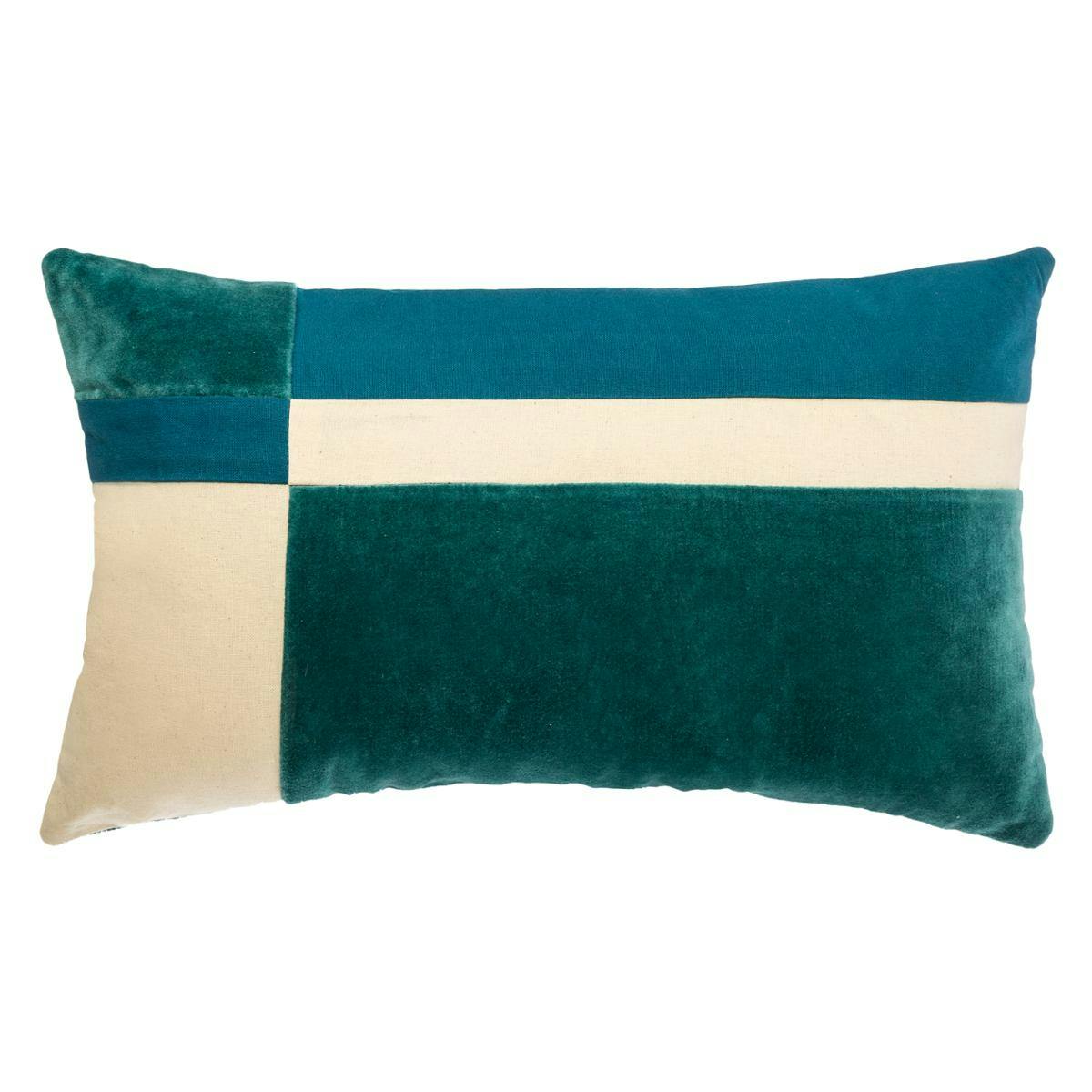 Coussin en velours et lin bleu patchwork 30x50