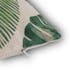 Coussin épais "Multiples feuilles tropicales" écru 45x45cm