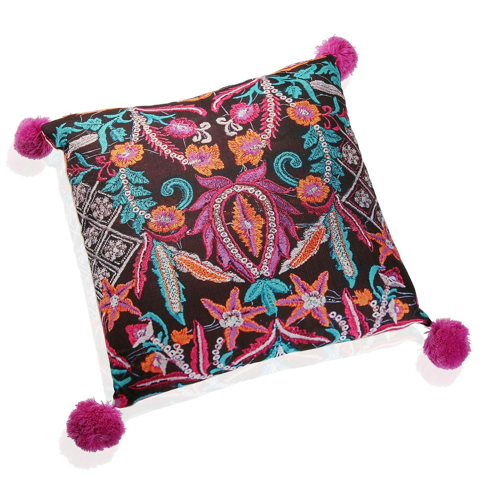 Coussin hippie 4 pompons