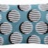 Coussin rectangle housse 100% coton bleu avec motifs ronds noirs et rayures blanches 30x50cm