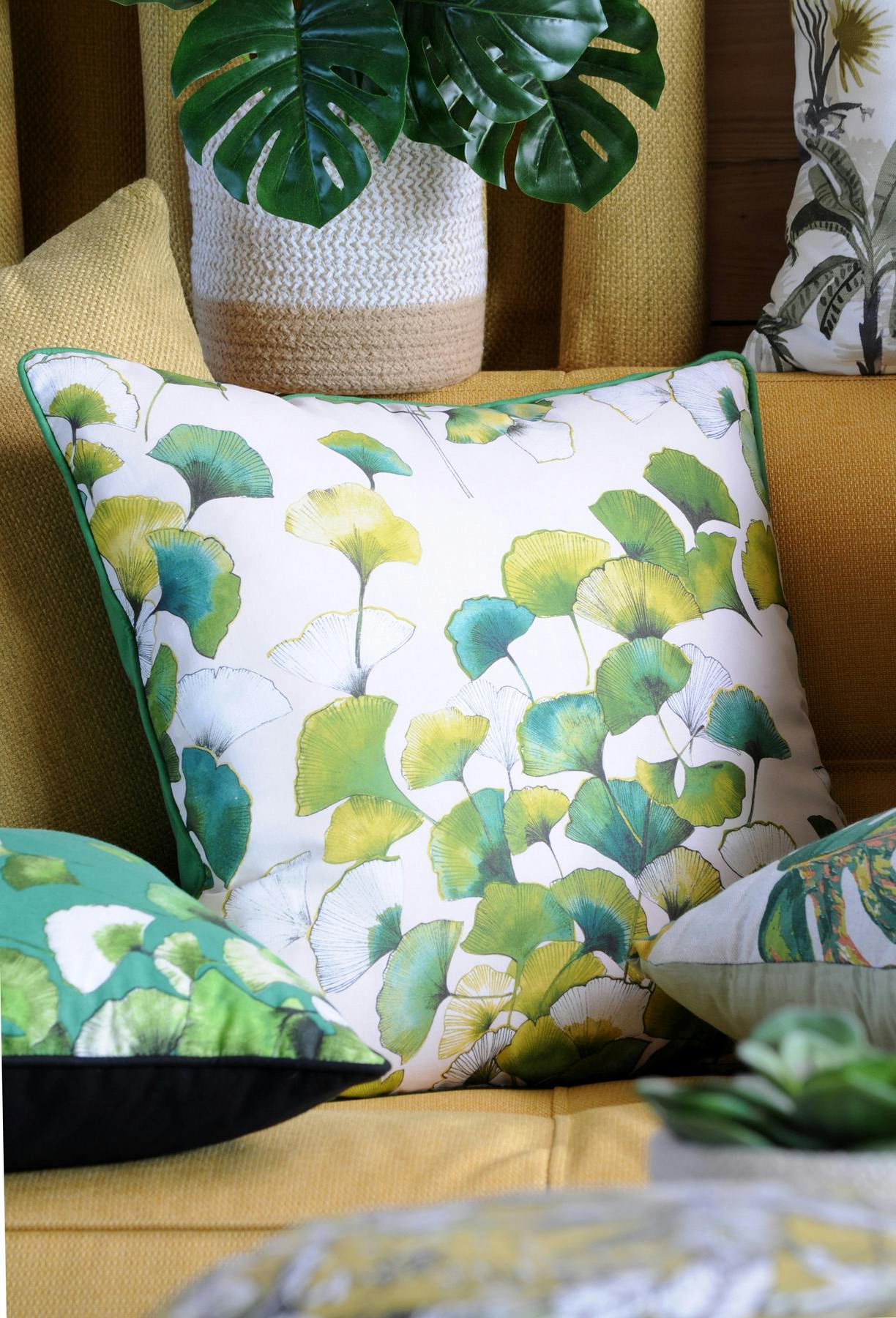 Coussin XL feuilles de gingko naturel-vert