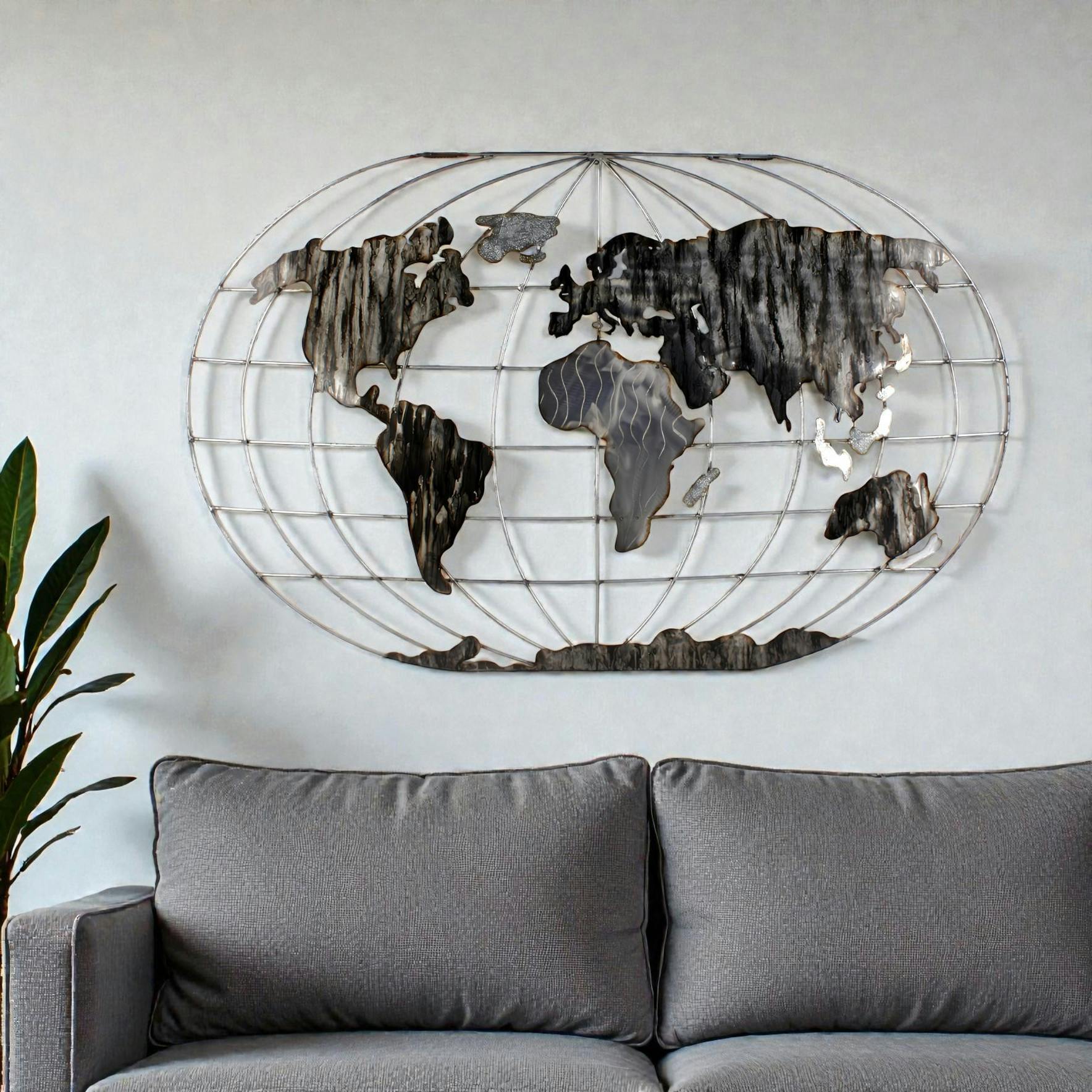 Décoration murale Mappemonde en métal gris et noir 120x75cm