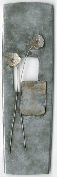 Décoration murale métal fleurs argentées dorées en relief sur plaque 27x90cm