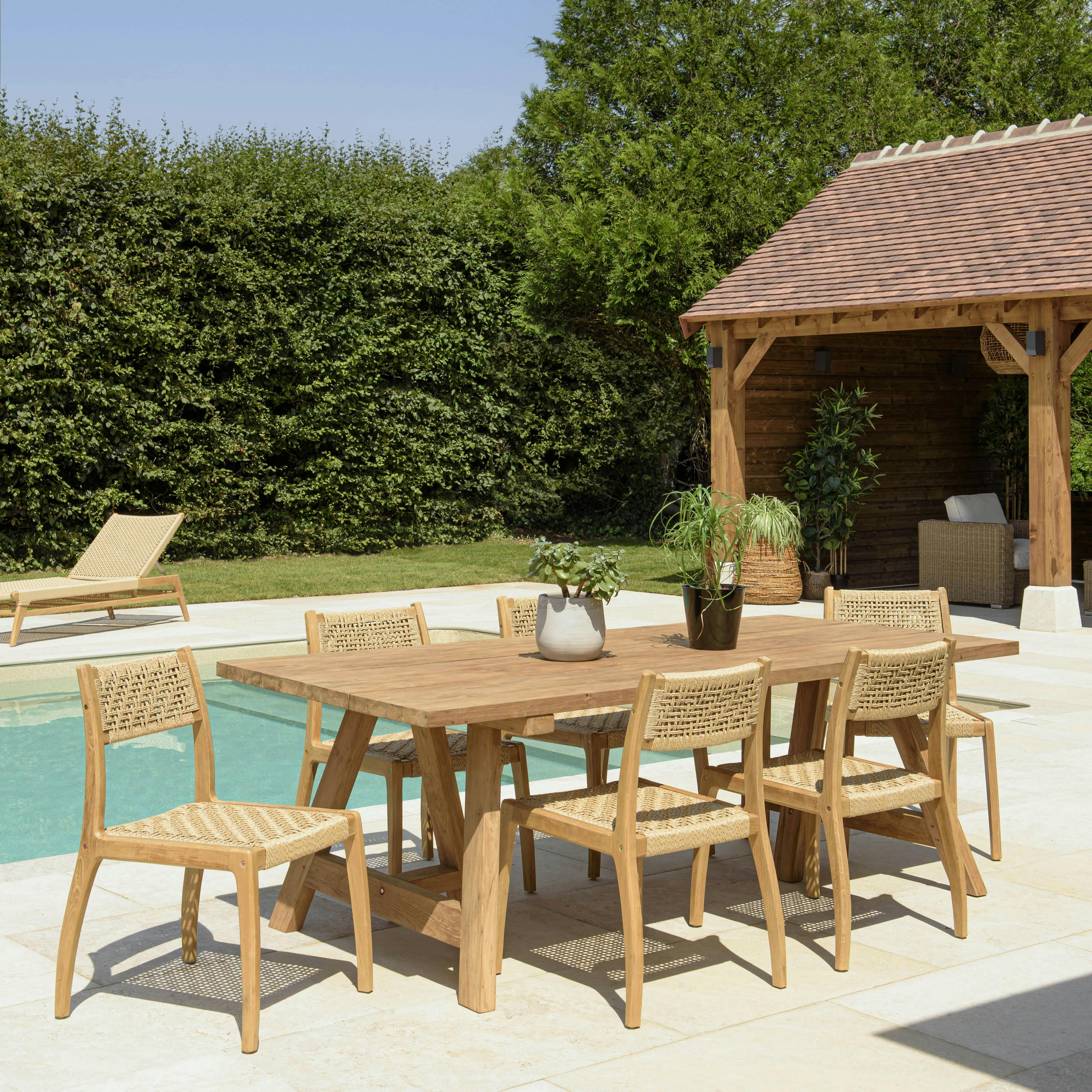 Ensemble de jardin table pieds en H et 6 chaises en rotin synthétique LUMIO