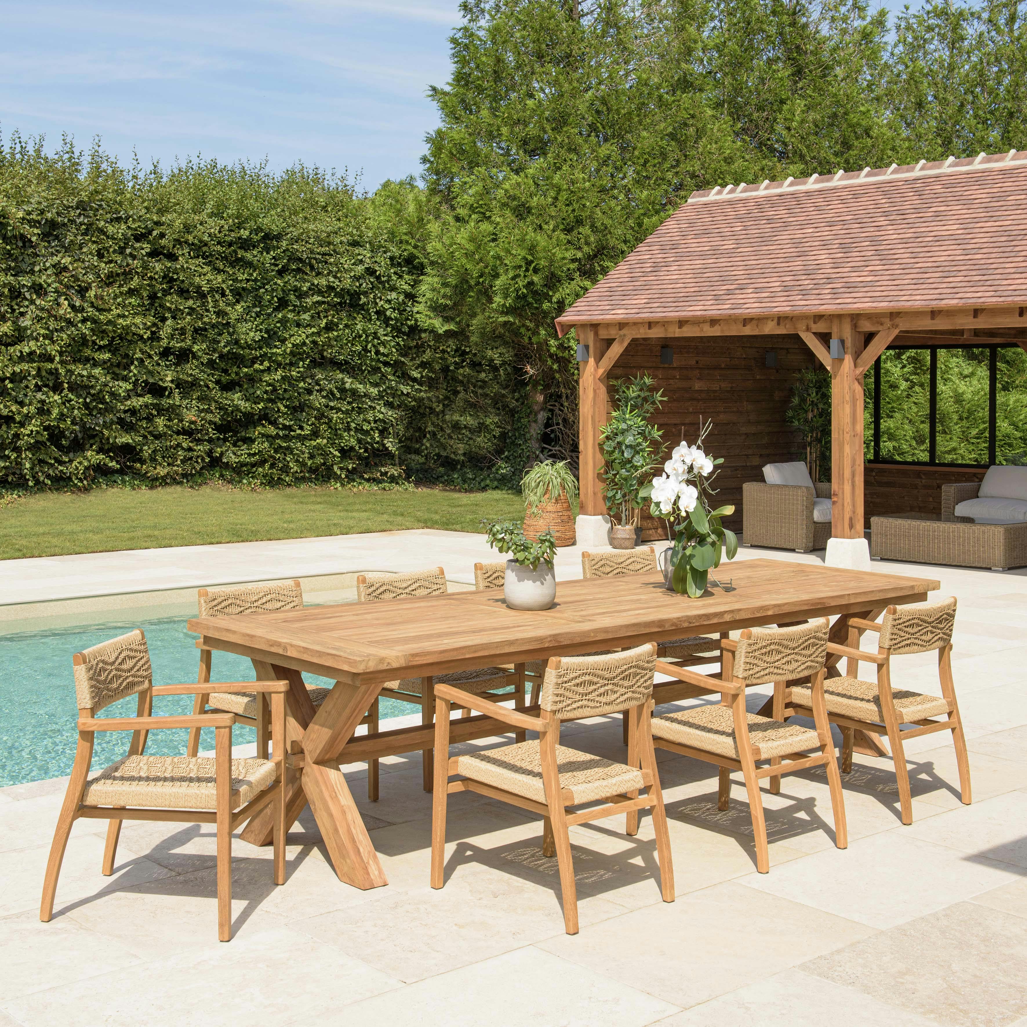Ensemble de repas 320 cm 8 fauteuils écrus teck recyclé rotin synthétique LUMIO