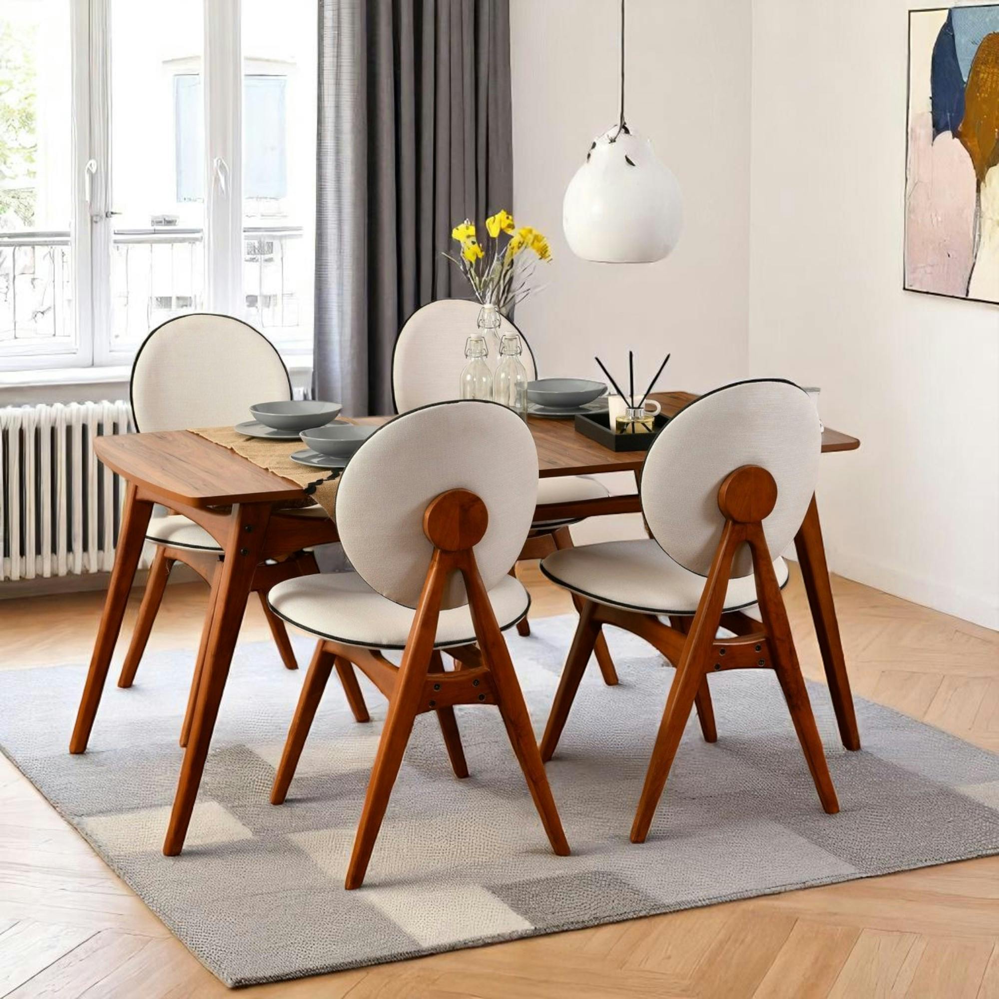 Ensemble salle à manger vintage - 4 chaises écrues SITIA