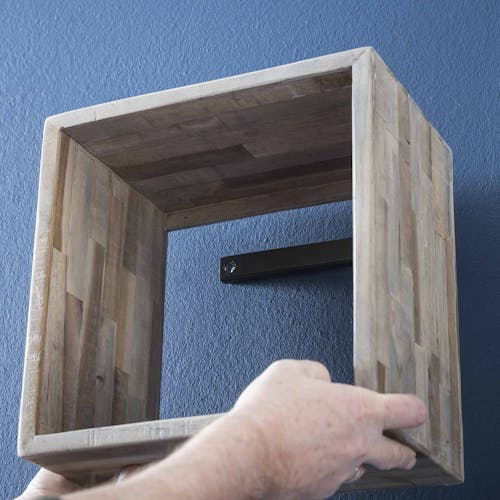 Etagère cube verticale bois de teck recyclé finition vieillie 65 cm JAVA
