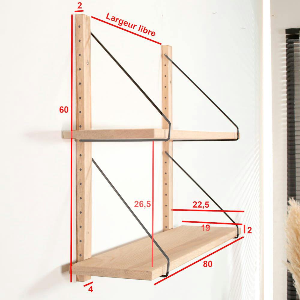 ÉTAGÈRE EN BOIS. FINITIONS : BLANC CÉRUSÉ. L39XPR24XH33 CM FABRIQUÉ EN
