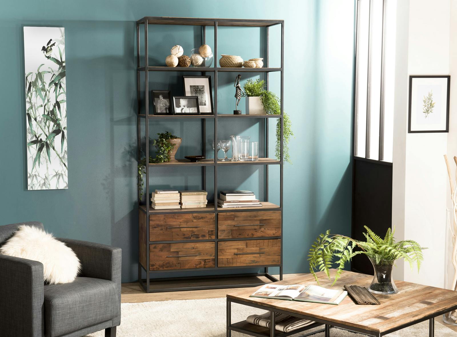 Etagere bibliotheque avec tiroirs bois recycle et metal style contemporain