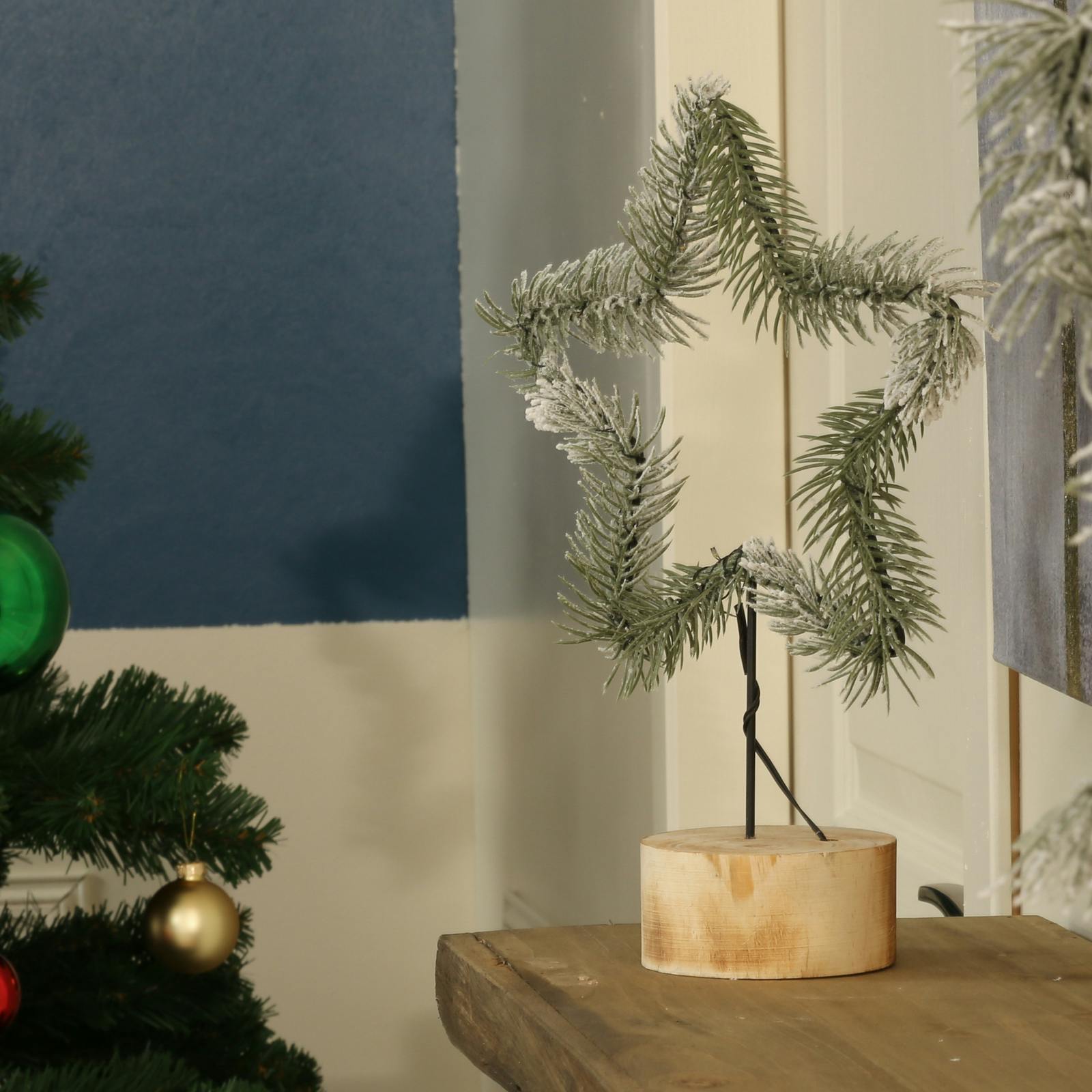 Décoration de Noël à poser étoile enneigée avec leds