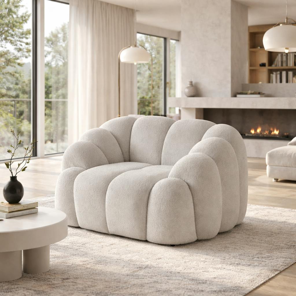 Fauteuil de salon blanc écru design arrondi ONDA