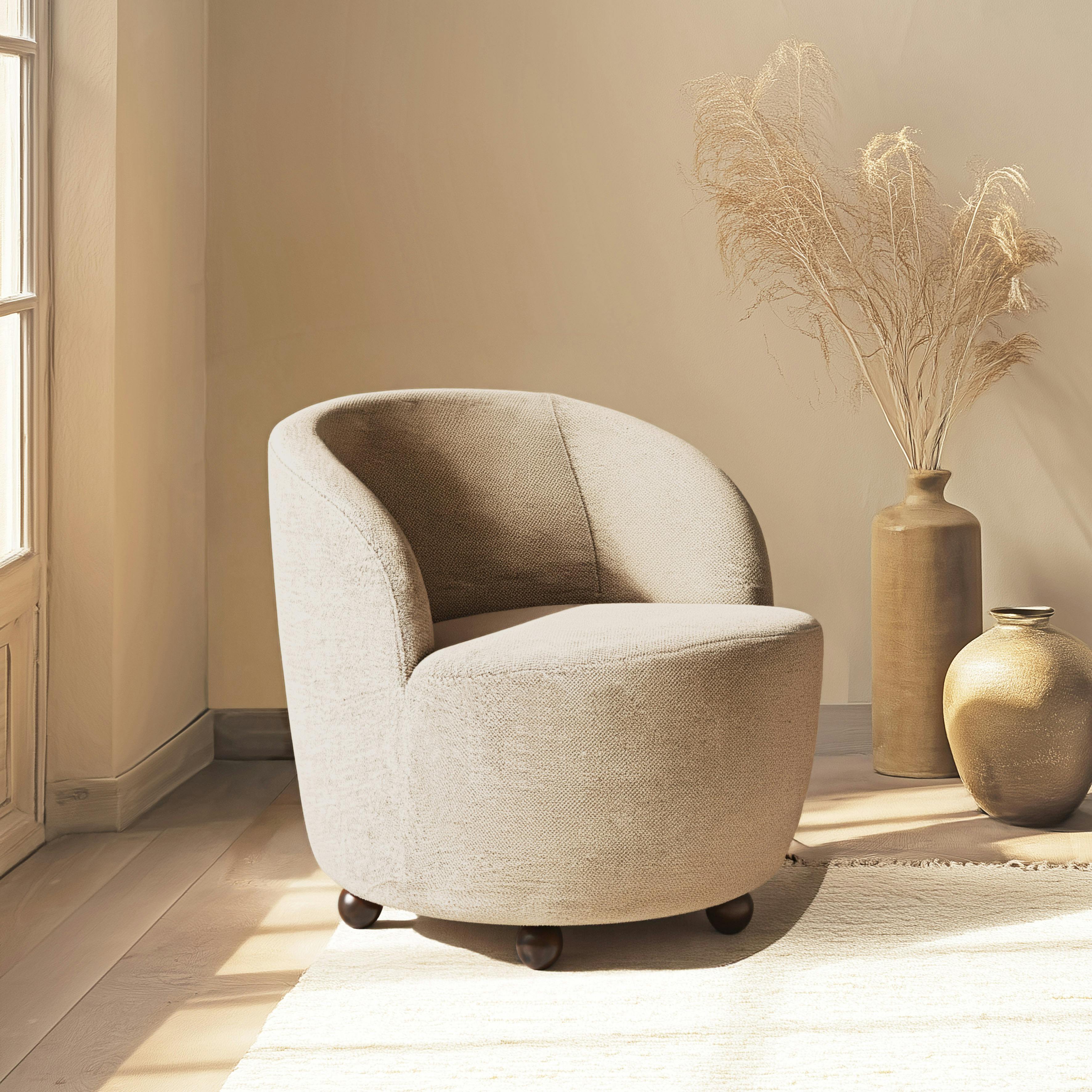 Fauteuil rembourré en tissu taupe CASTILLE