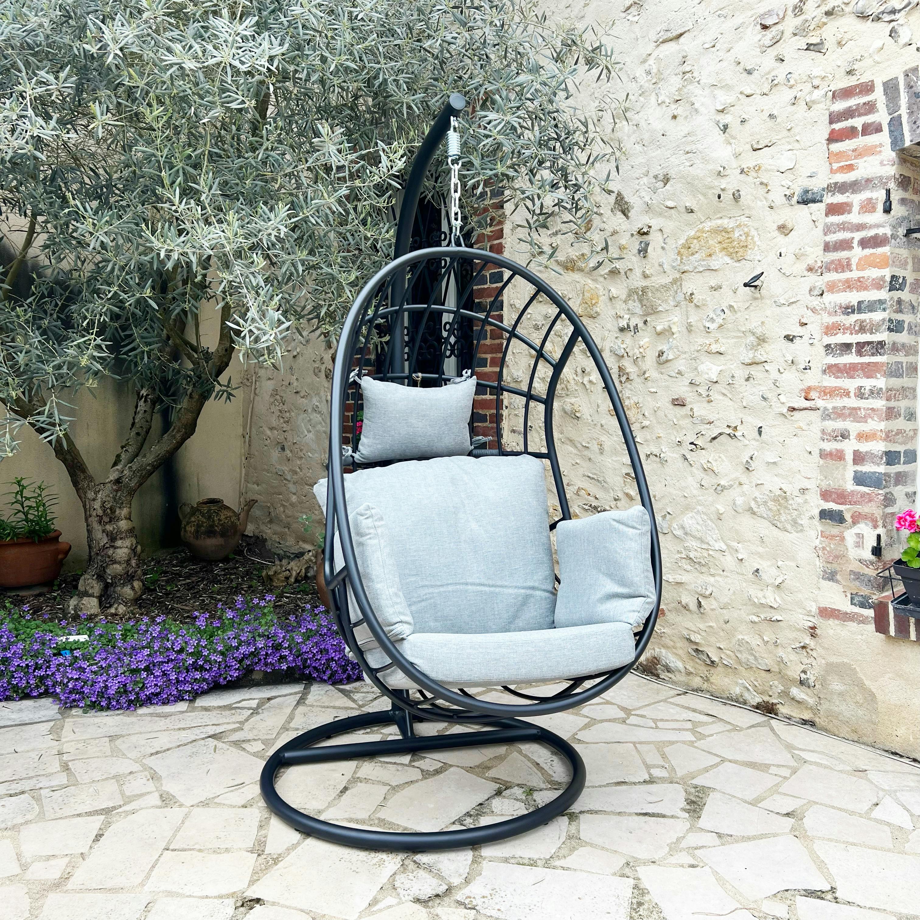 Fauteuil suspendu design en aluminium noir OSLO | Fauteuils suspendus ...