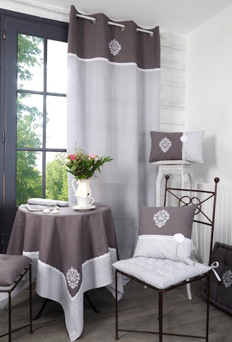 Galette de chaise 4 points gris romantique brodée 40x40cm 100% coton MELINE, Galettes de chaises