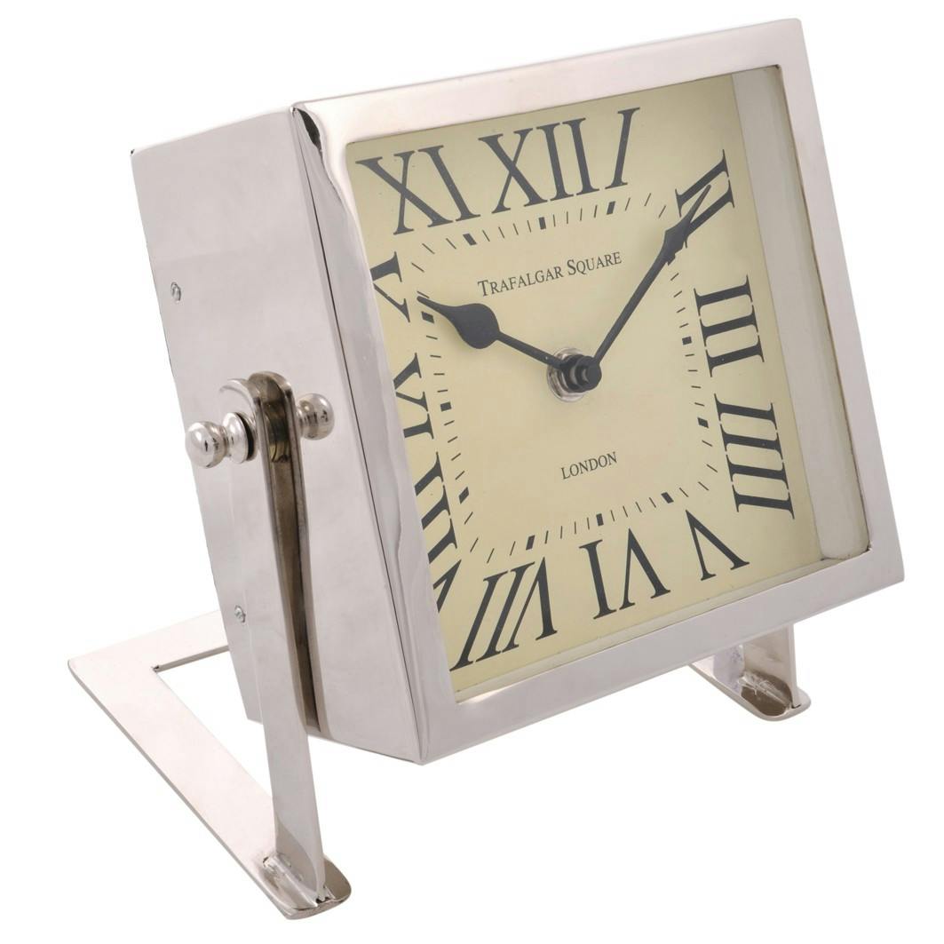 Horloge carré sur pied avec chiffres romains 17x18x9cm en metal - Coloris Argent