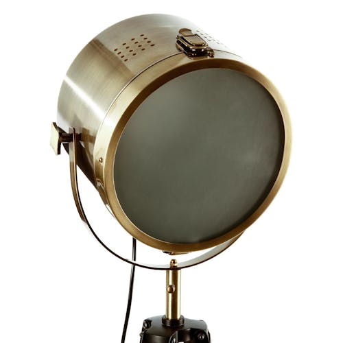 Lampadaire "Cinéma" métal couleur bronze et pied bois forme trépied D60xH152cm