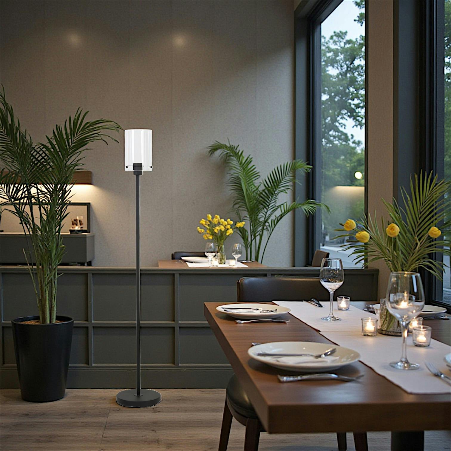 Lampadaire contemporain métal noir mat verre