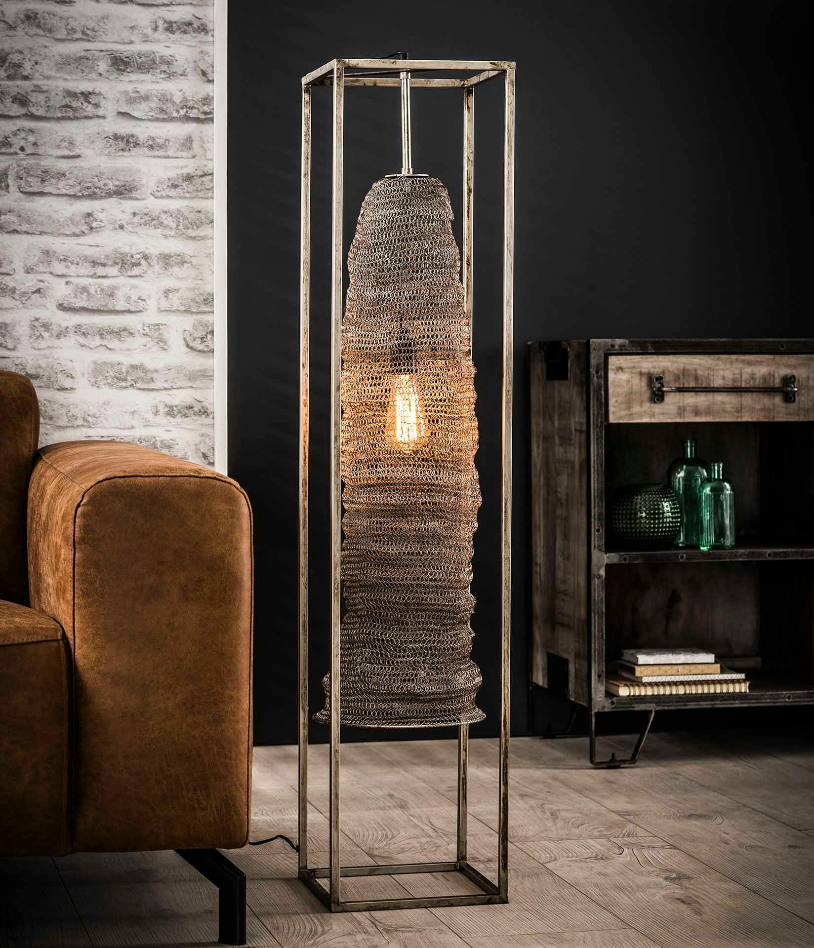 Lampadaire industriel maille structure rectangle