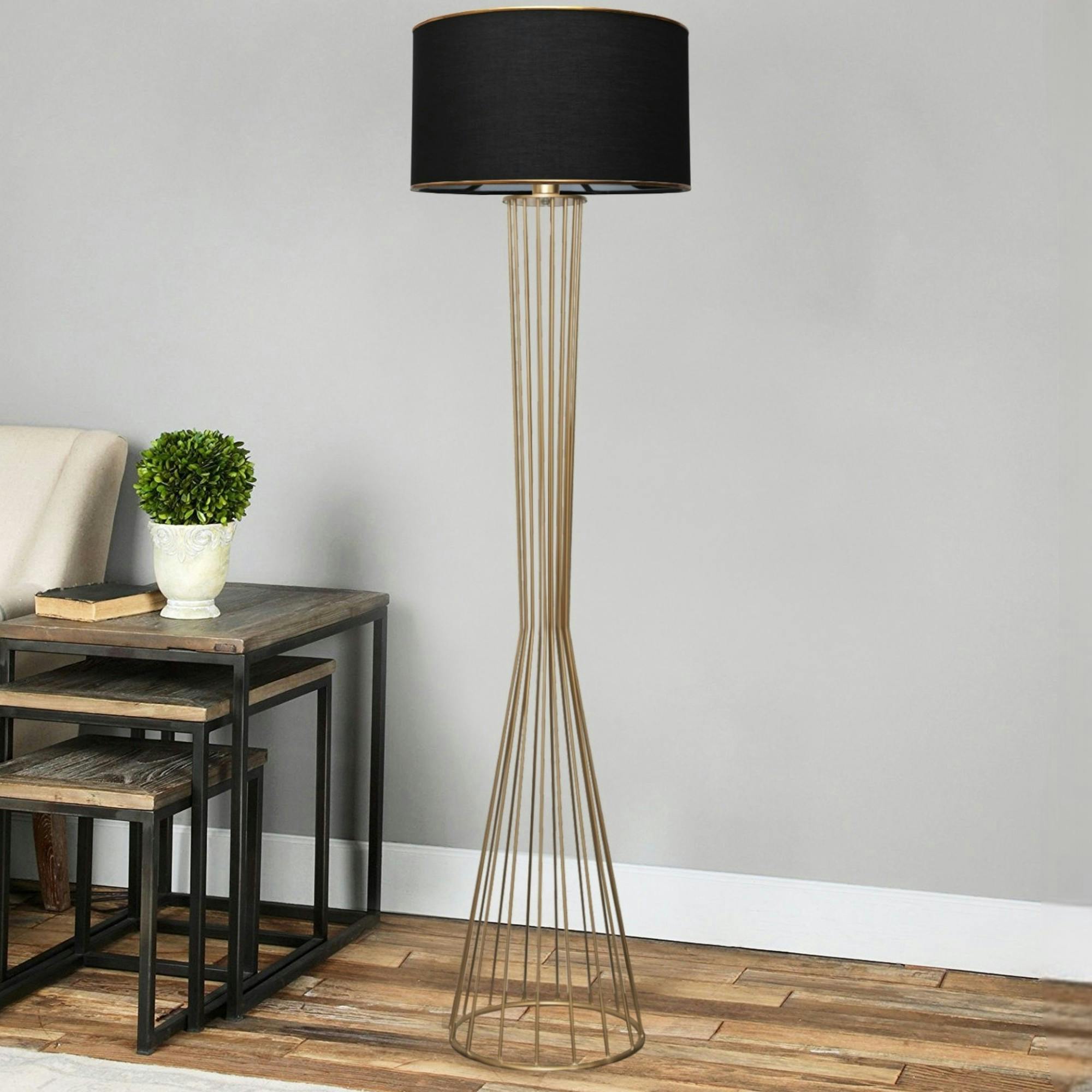 Lampadaire salon moderne doré abat-jour noir SINOP