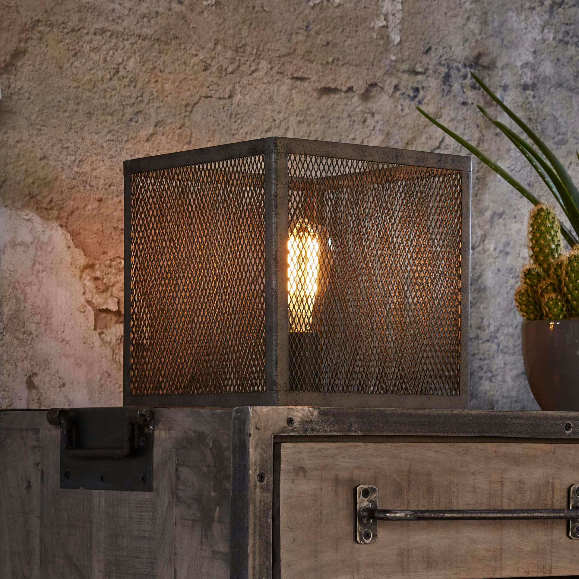 Lampe cube grillagée métal vieilli RALF