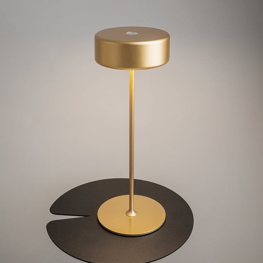 Lampe de table rechargeable dorée - style design ALMA