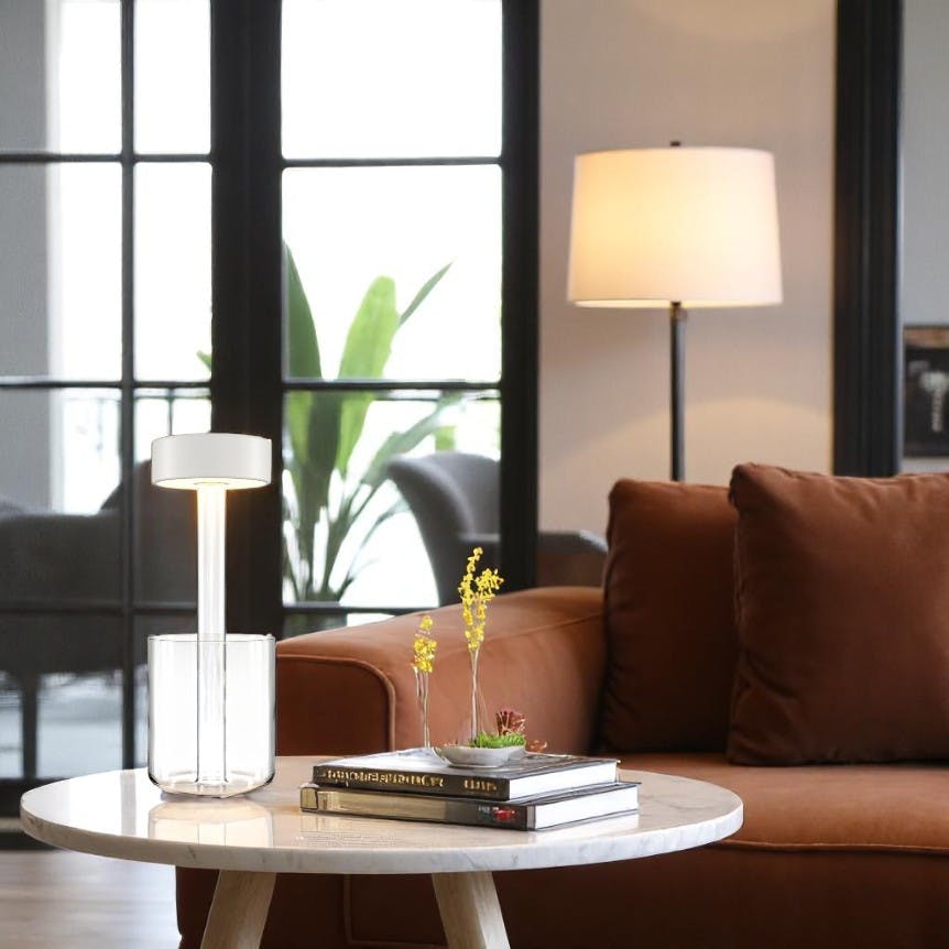 Lampe sans fil blanche avec vase en verre design ALMA