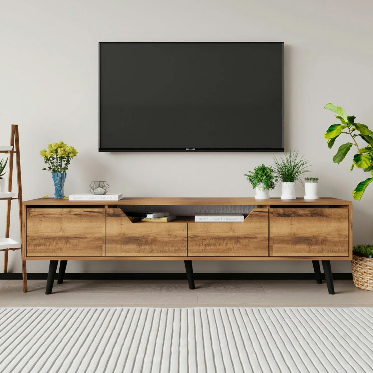 Long meuble TV 4 portes effet noyer pieds noirs 180 cm MARFA