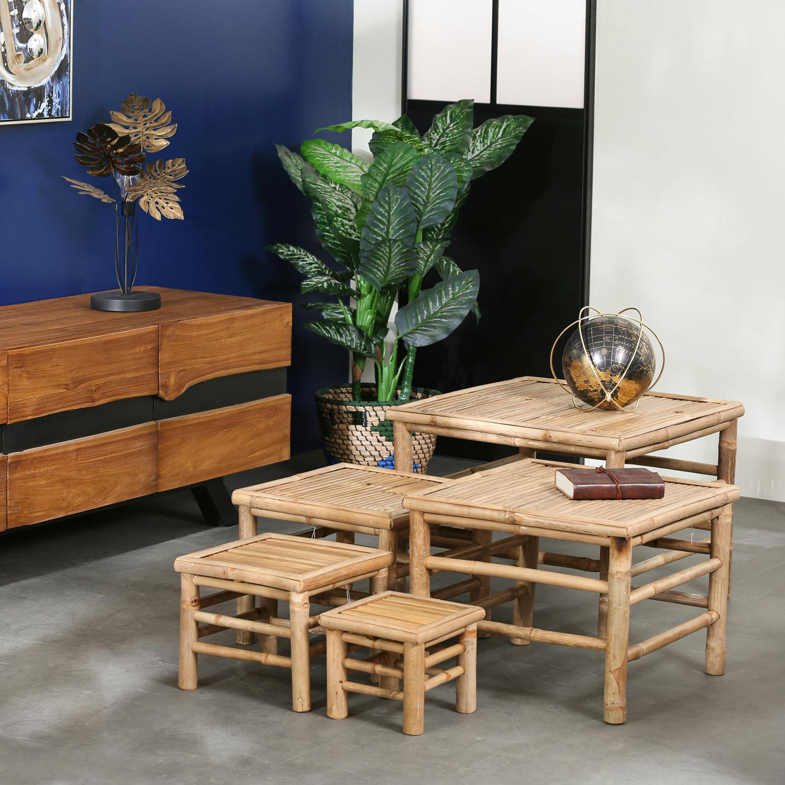 Lot de 5 tables gigognes en bambou