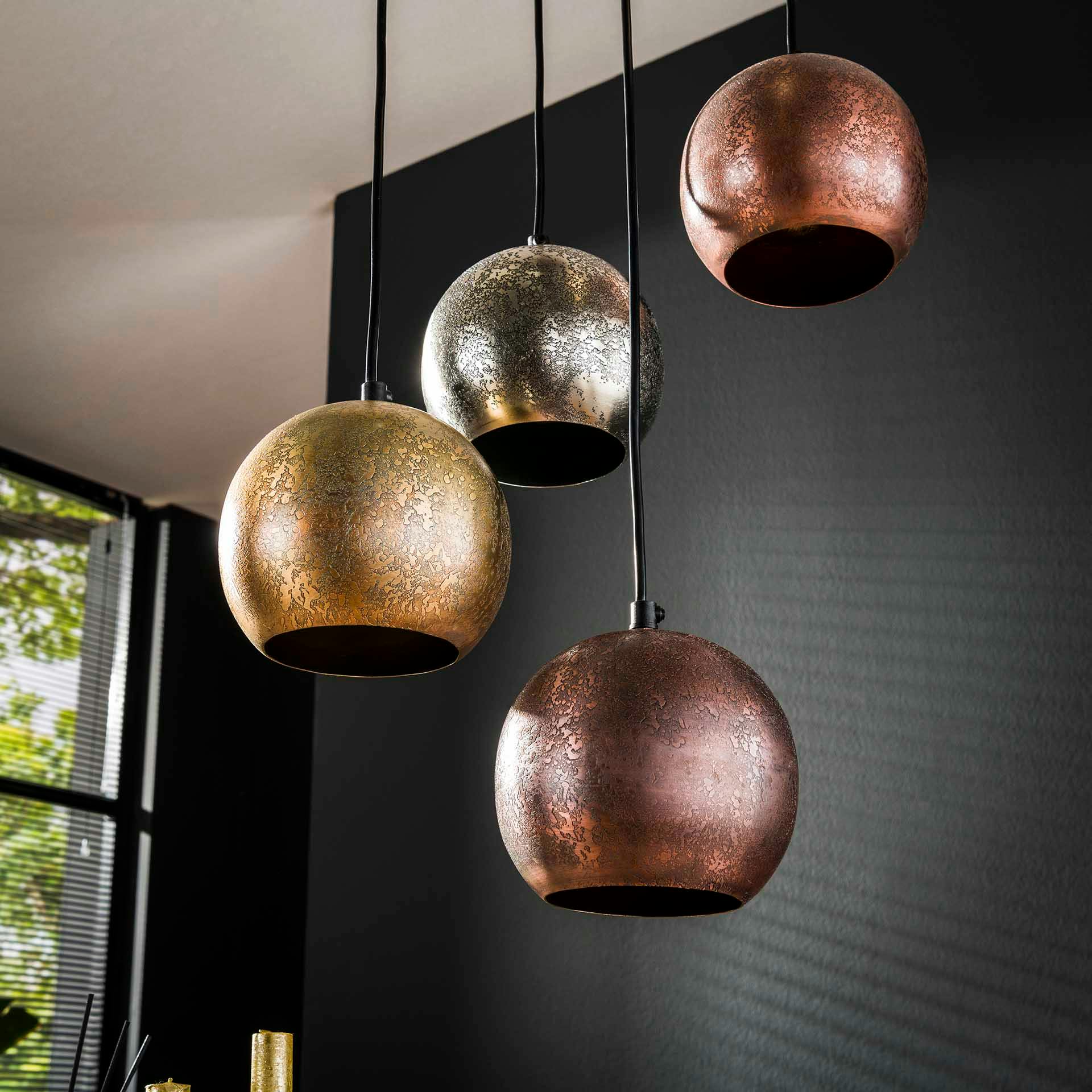 luminaire-vintage-6-lampes-globes-en-verre-ralf-suspensions-lustres