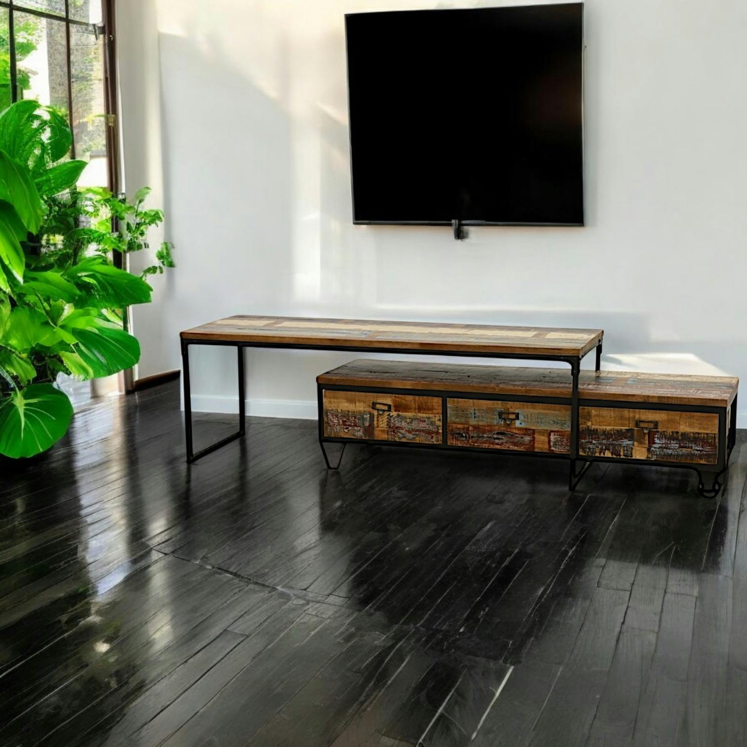 Meuble TV à roulettes en 2 parties, 3 tiroirs, 1 grand plateau en Hévéa recyclé coloré et métal 150x45x50cm LOFT COLORS