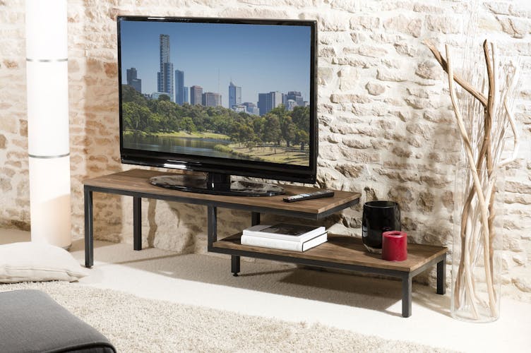 Meuble TV bois recycle et metal deux plateaux de style contemporain