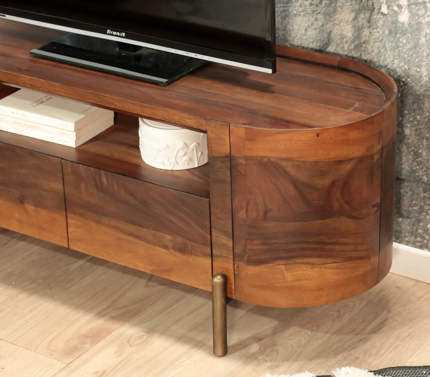 Meuuble Meuble tv en bois de manguier forme incurvée FENI | Meubles TV | Pier ...