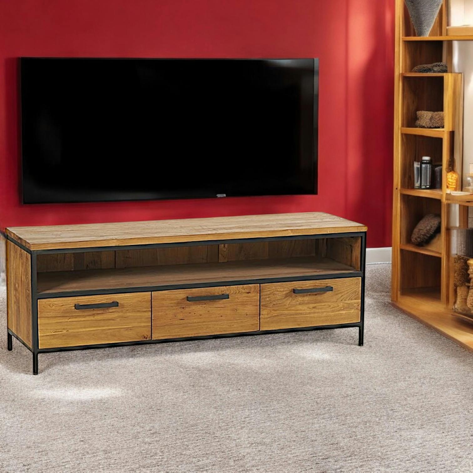 Meuble TV en bois pieds metal trois tiroirs style vintage