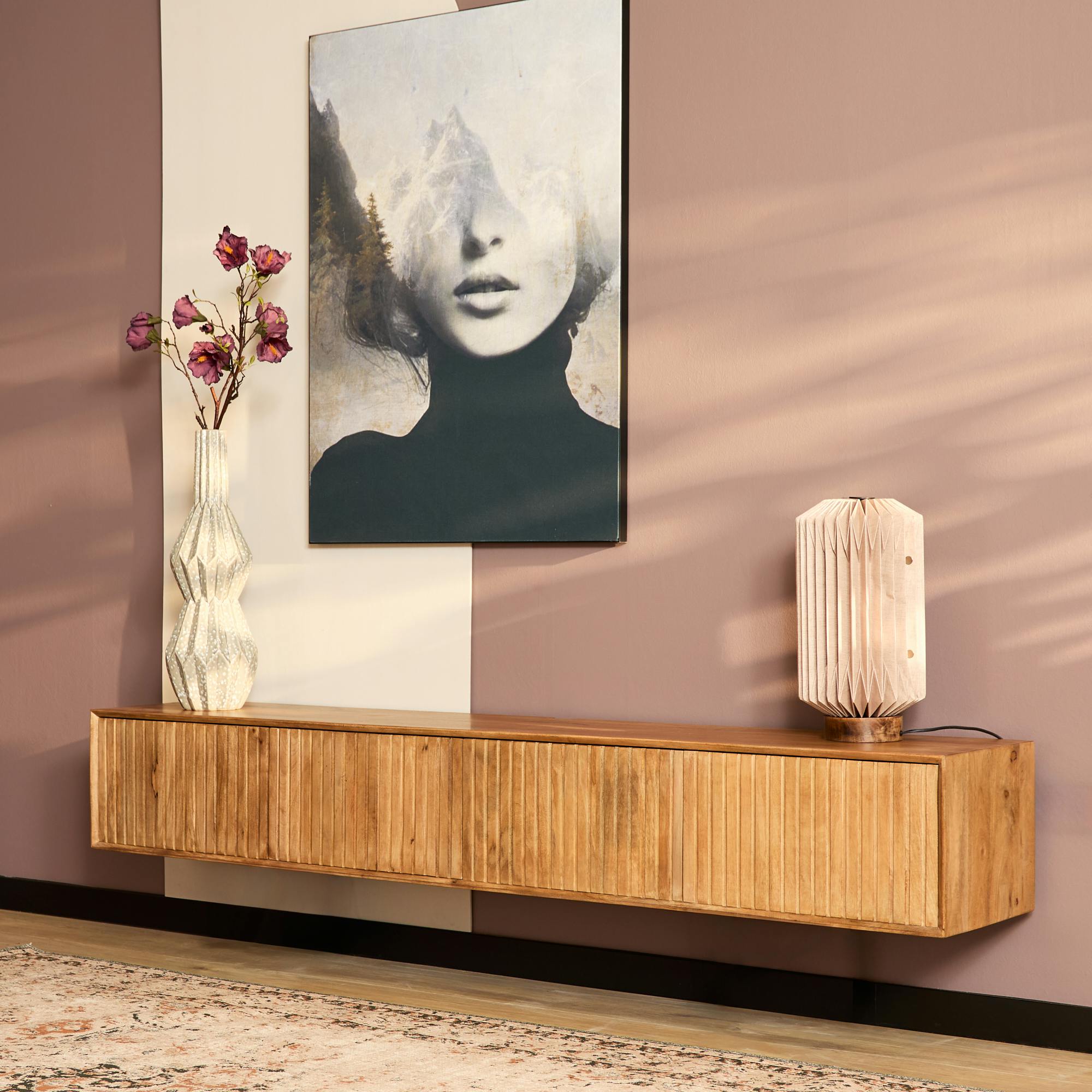 Meuble TV suspendu bois 4 portes rainurées CORTINA