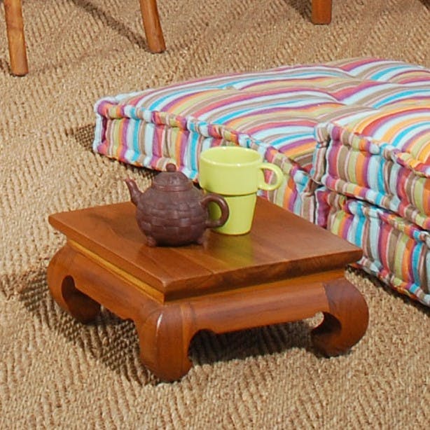 Mini table opium carree en bois massif de style colonial