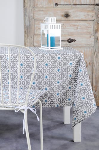 Nappe rectangle motifs carreaux d'arabesques bleu blanc gris 140x250cm LISBOA