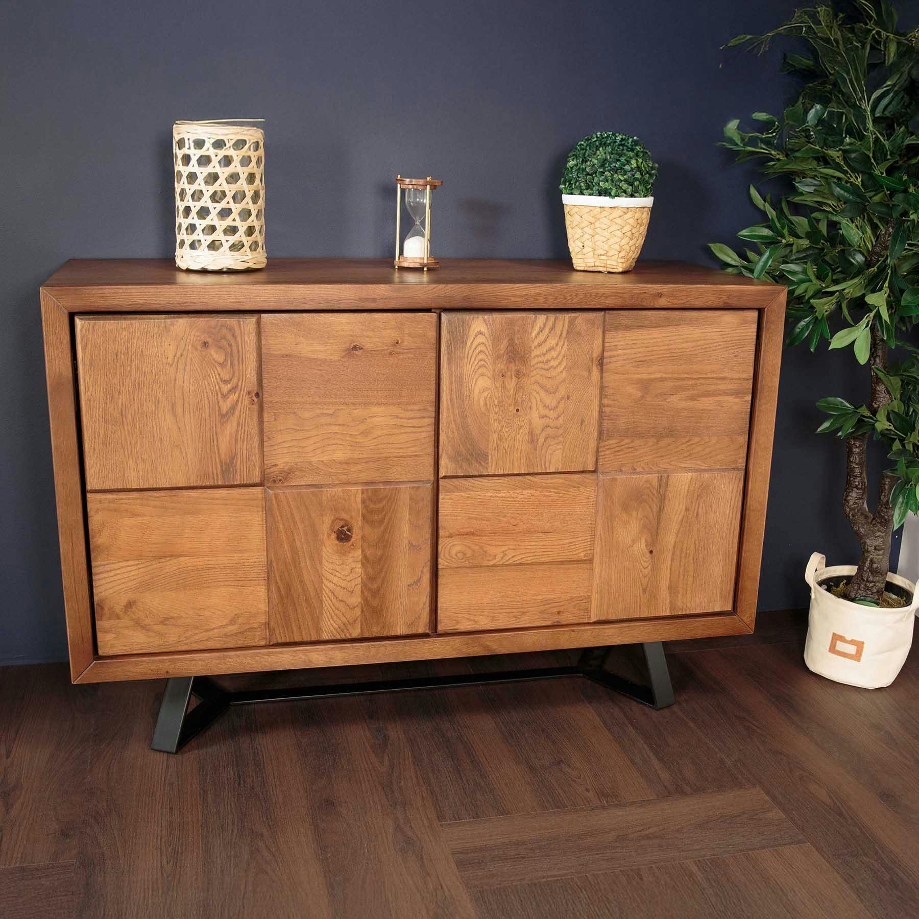 Buffet en bois de chene massif pieds metal de style contemporain
