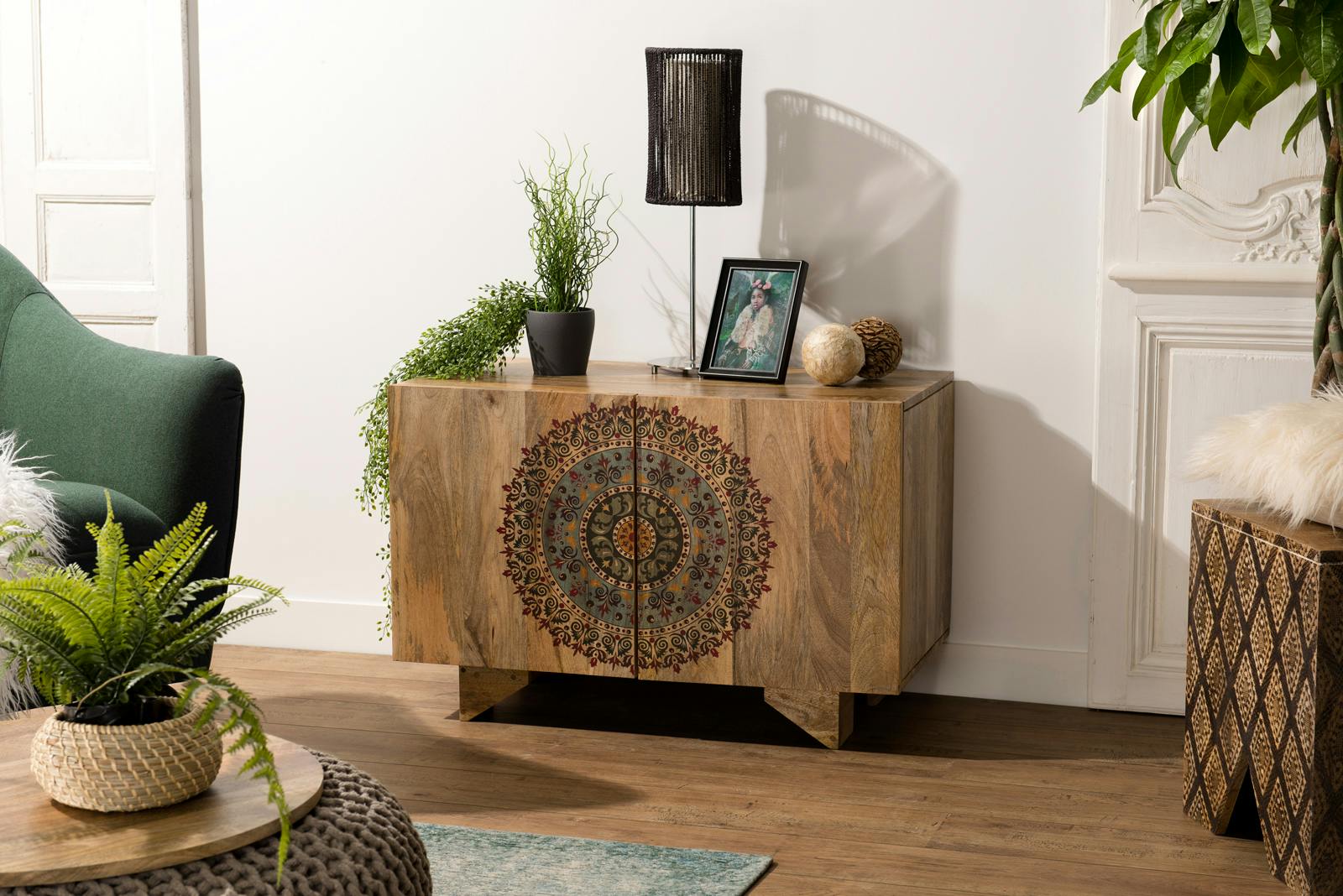 Petit buffet en bois de manguier de portes de style exotique