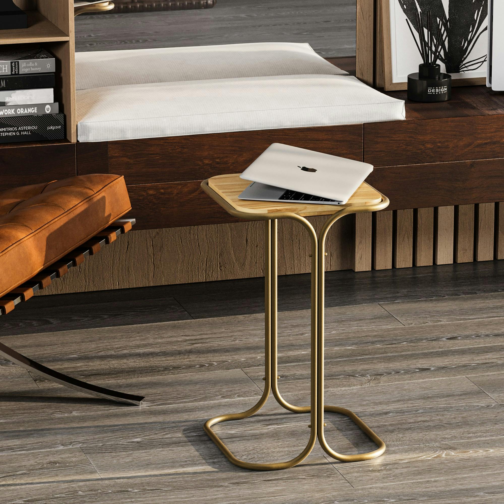 Petite table d'appoint dorée carrée - plateau bois clair JENA