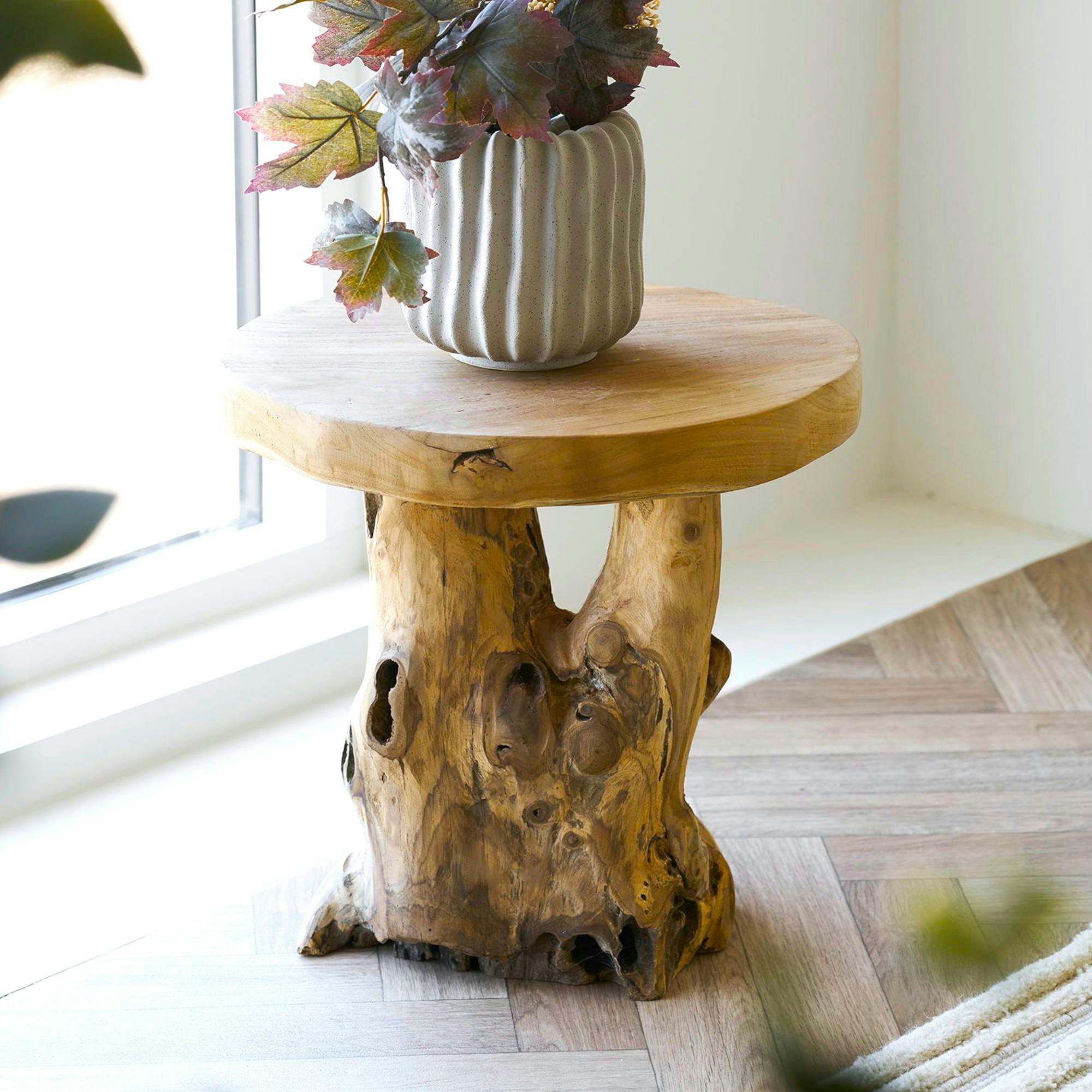 Petite table de salon en teck Ø40 cm, style exotique ARIZONA